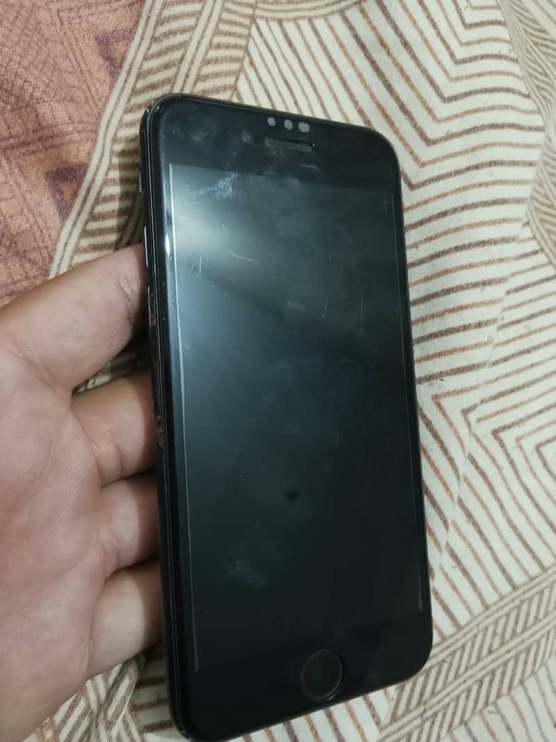 Apple iPhone SE 0