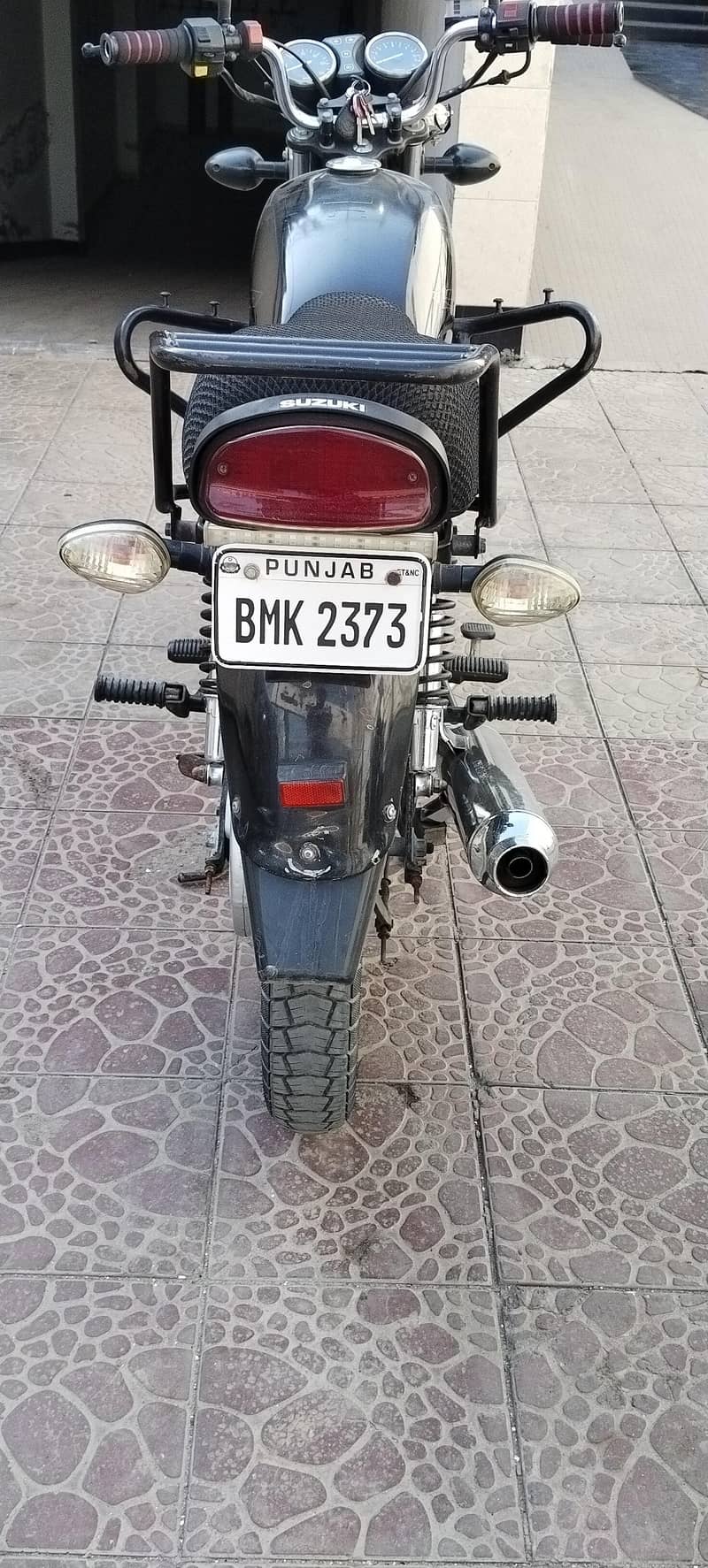 Suzuki 8