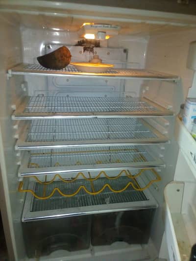 Dawalance Medium Size Fridge Sale