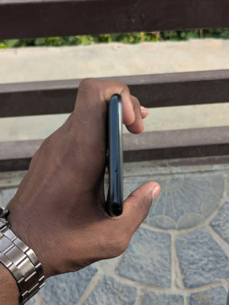 One Plus 6T urgent sell 1