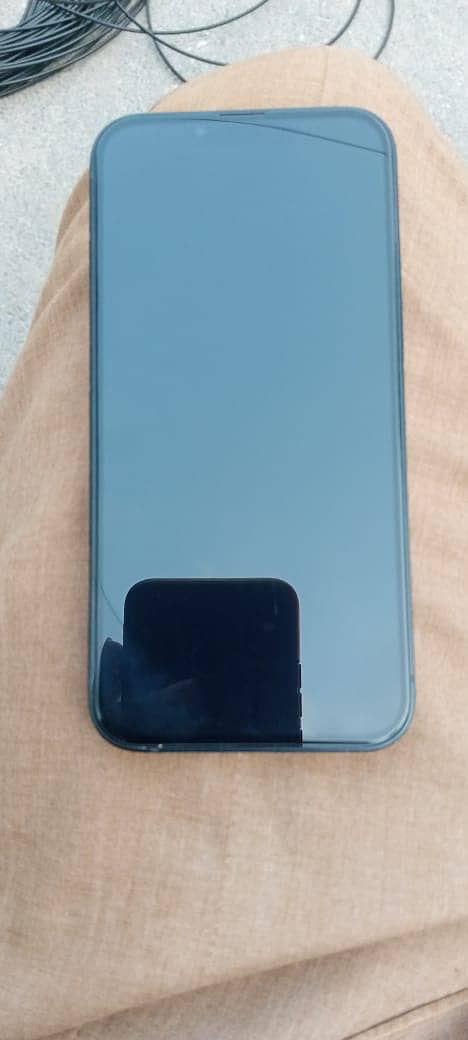 Apple iPhone 13 1