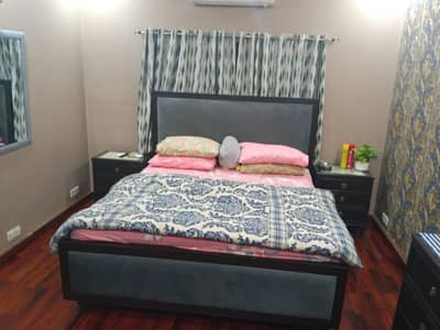 he is good bed set