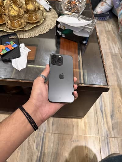iPhone 14 Pro Max 1TB Black – Non-PTA – Battery Service, Good Backup