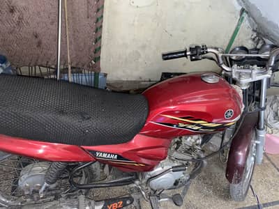YAMAHA YBR 125 RED COLOUR 2020 MODEL