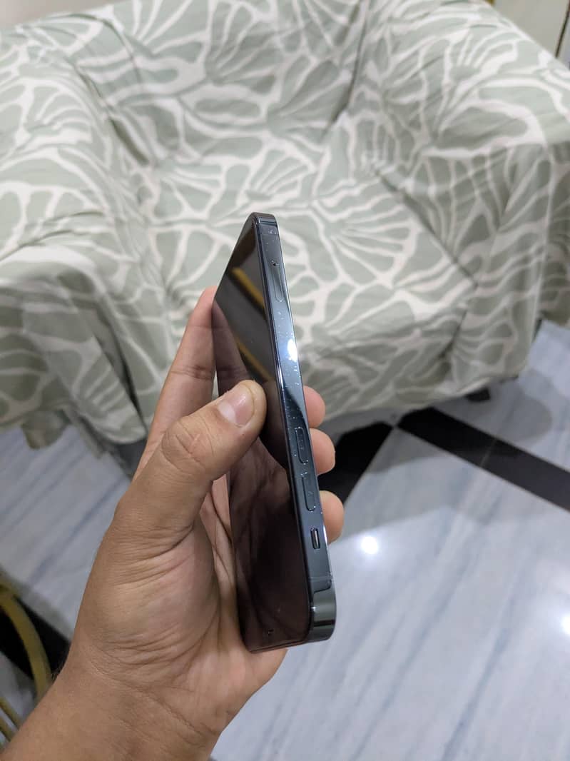 Apple iPhone 12 Pro 4