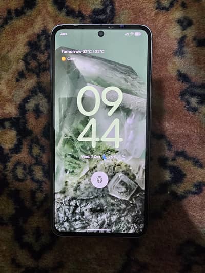 Google Pixel 8 lush condition
