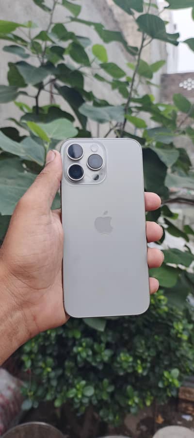IPhone 16 Pro Max no pta not jv factory unlocked