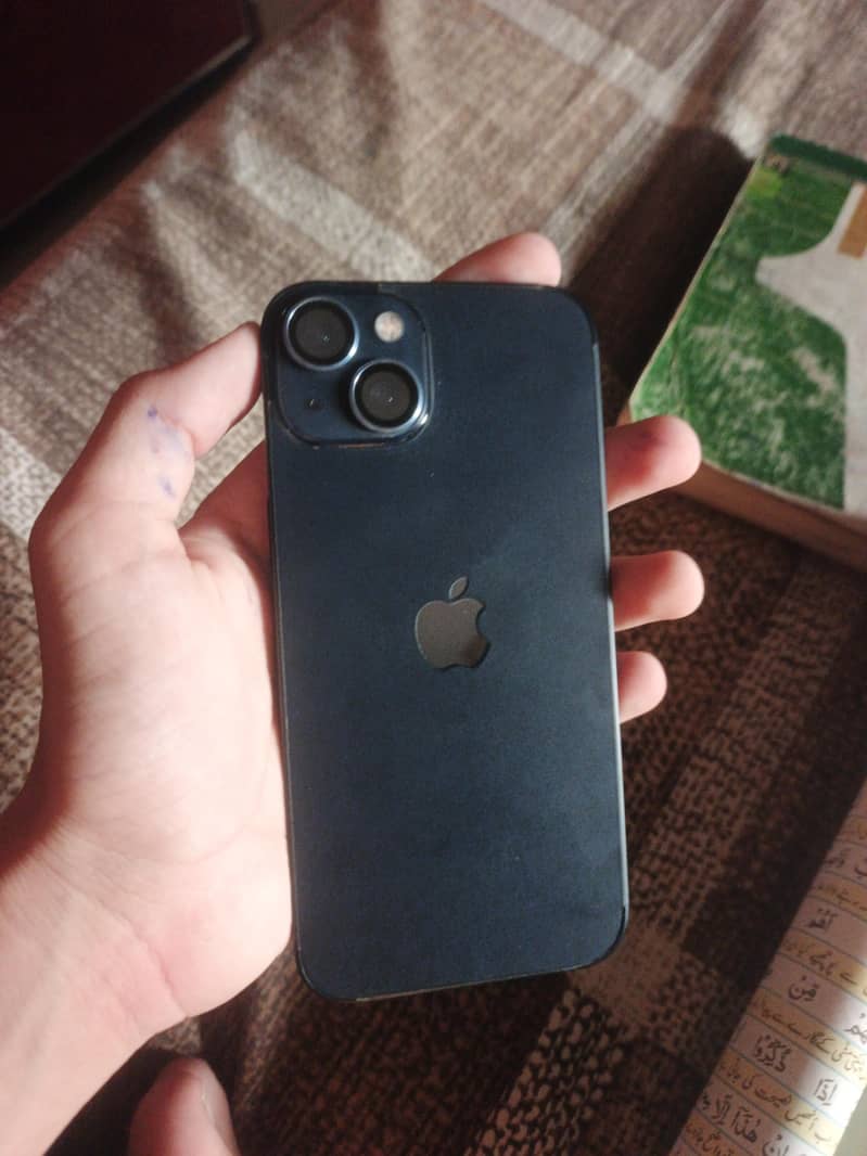 Apple iPhone 13 0