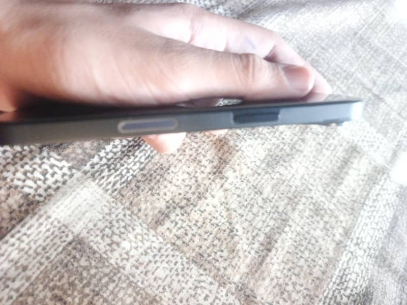 Apple iPhone 13 3