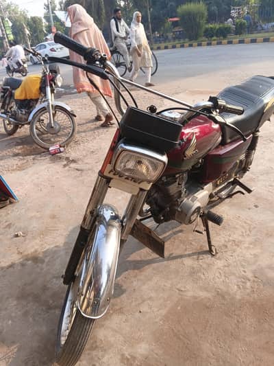 sale honda 125 number 03252611826