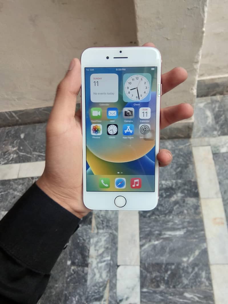 Apple iPhone 8 10