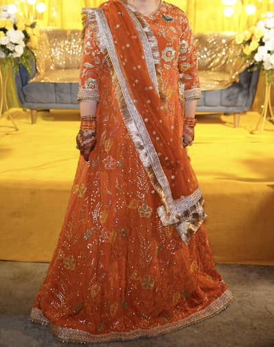 Attached choli lehnga (Maxi)