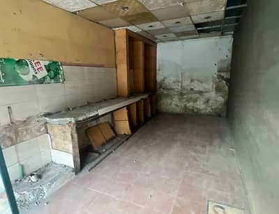 Good Prime Location 200 Square Feet Shop For rent In Model Town Extension