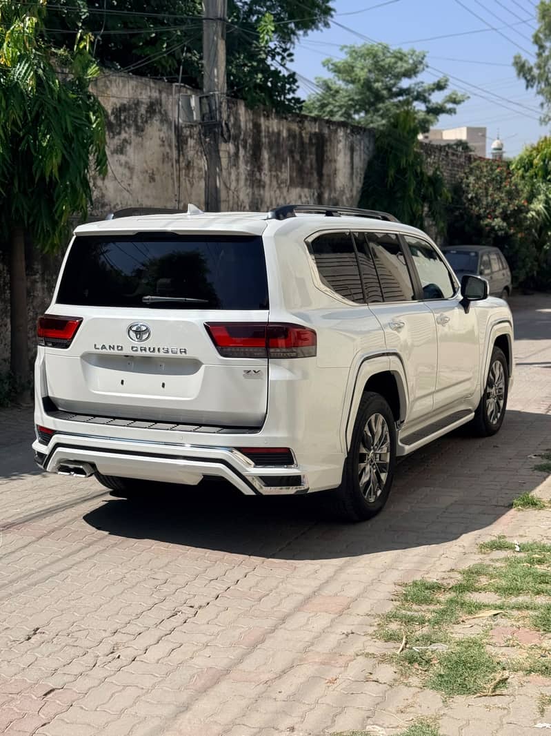 Toyota Land Cruiser 2023 - Cars - 1120492563