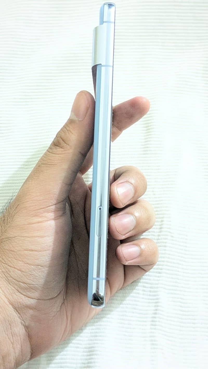 Google Pixel 8 Pro 2
