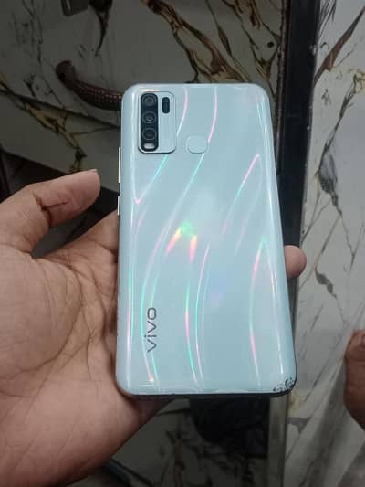 Vivo y30 4/128
