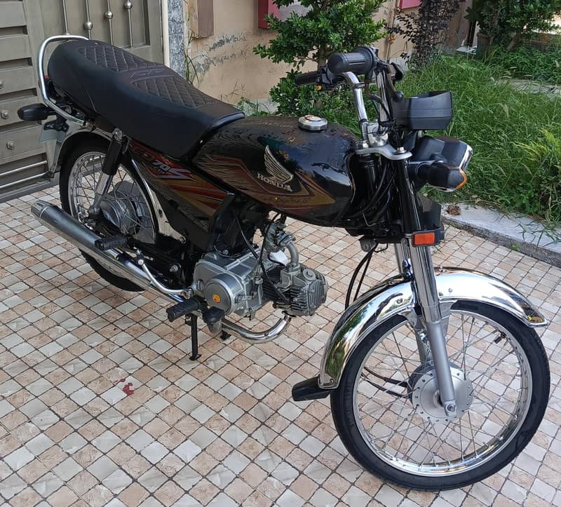 CD 70 2020 model 5