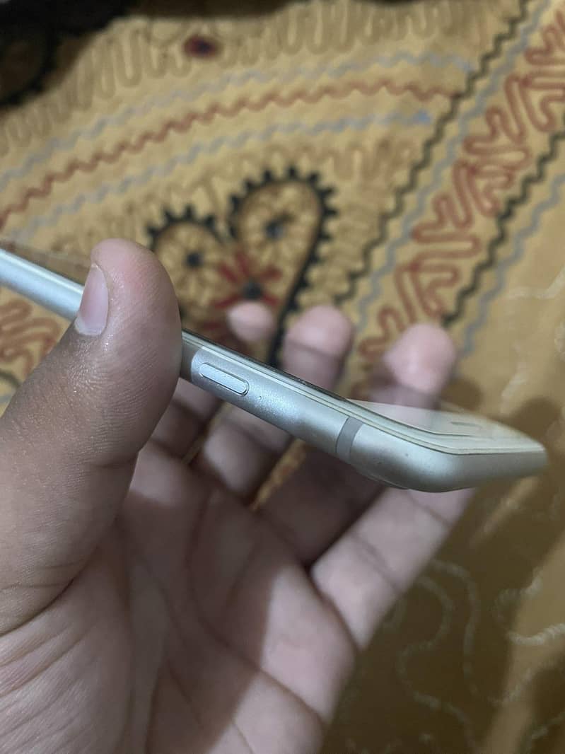 iPhone 7 Plus pta approved 5