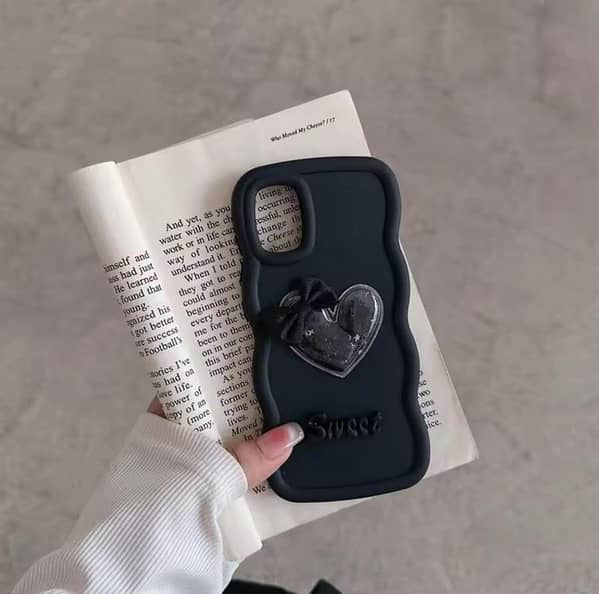 New Sweet Glitter Case for Ladies with Camera Lens Protection Technology