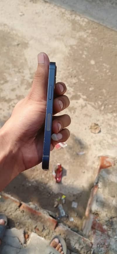 Apple iPhone 12 mini