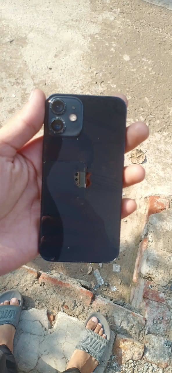 Apple iPhone 12 mini 2