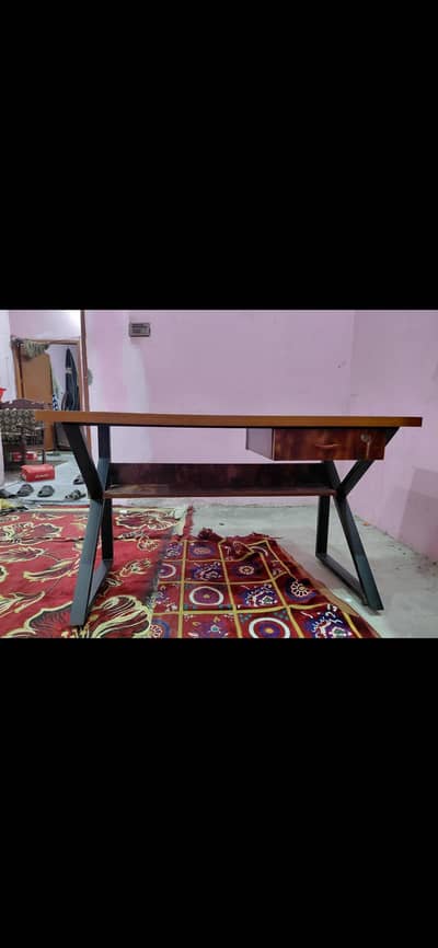 computer table
