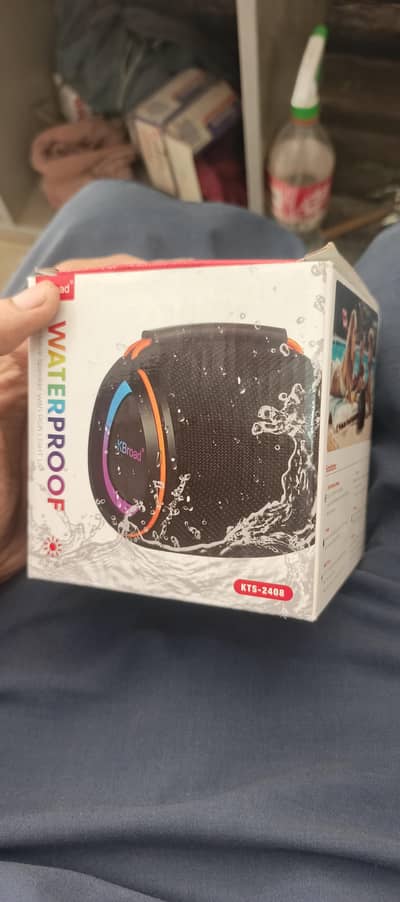 KBroad Bluetooth speaker waterproof