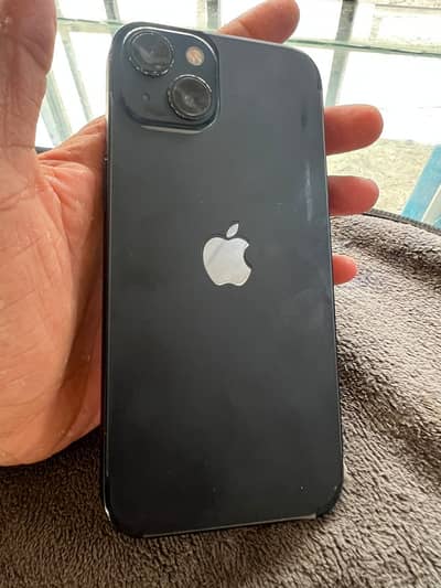 Apple iPhone 13