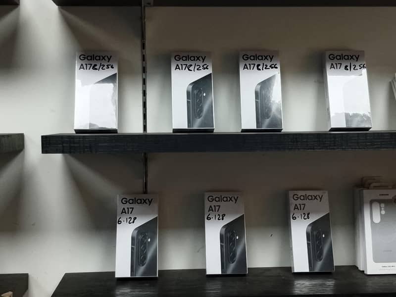 Samsung A 17 | 8 256GB | PTA APPROVED | BOX PACK | In Stock 3