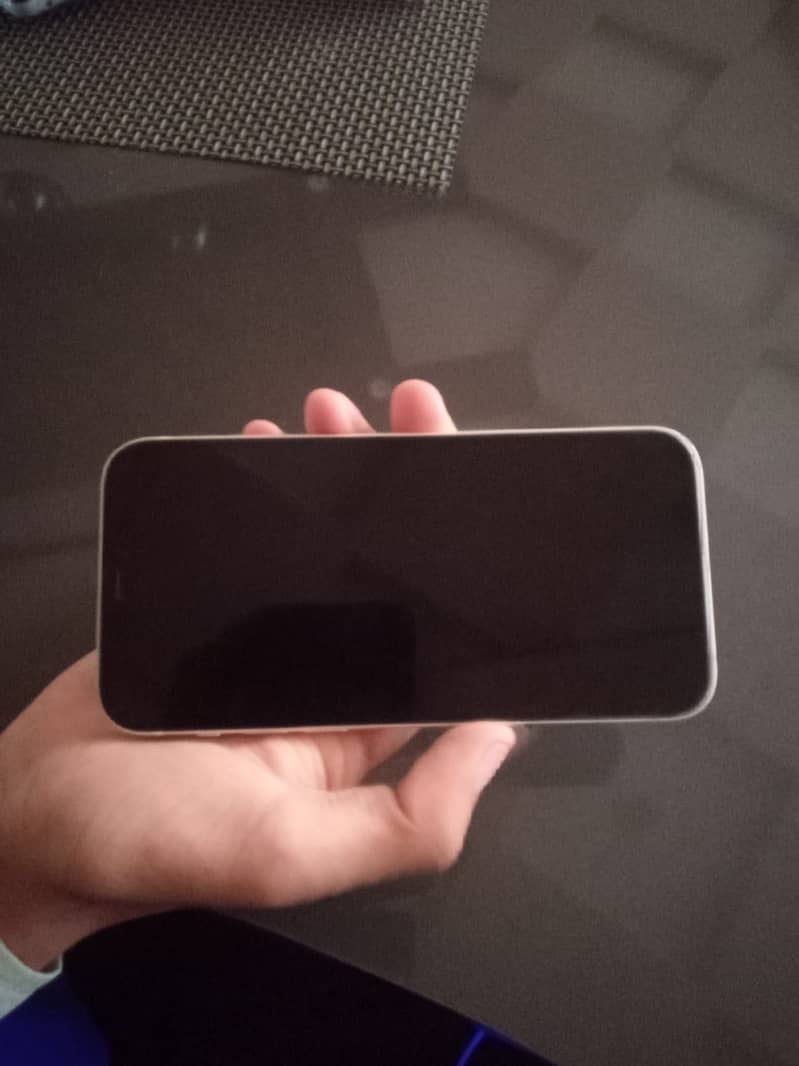 Apple iPhone 12 5