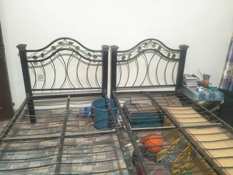 2 single beds 7