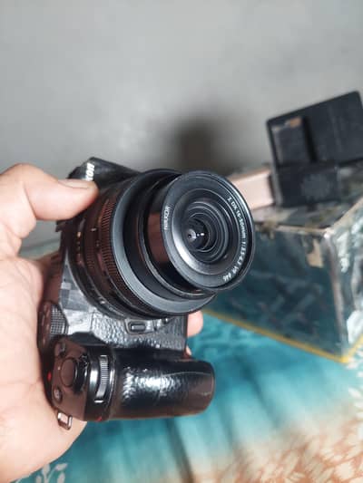 nikon z30 with 16-50 kit lens