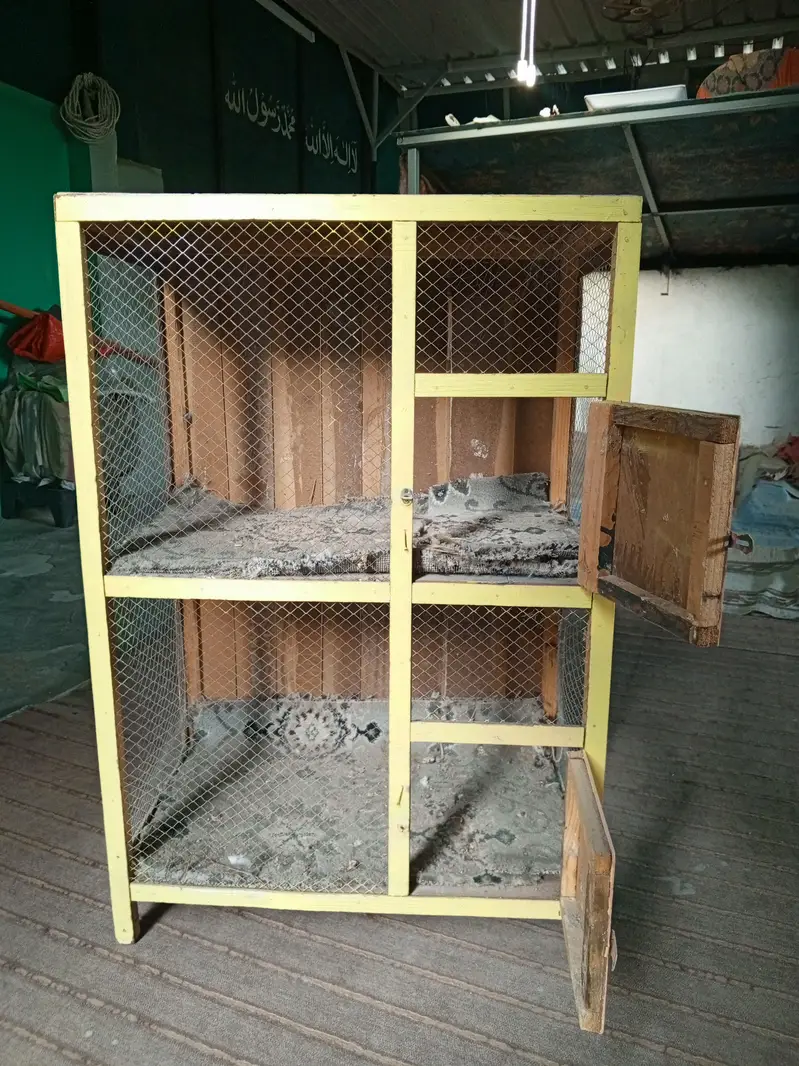 Urgent Good Condition Bird Cage for Sale — photo 8