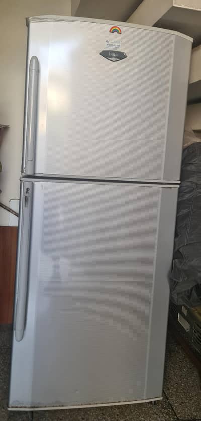 Haier two door fridge + freezer in excellent condition