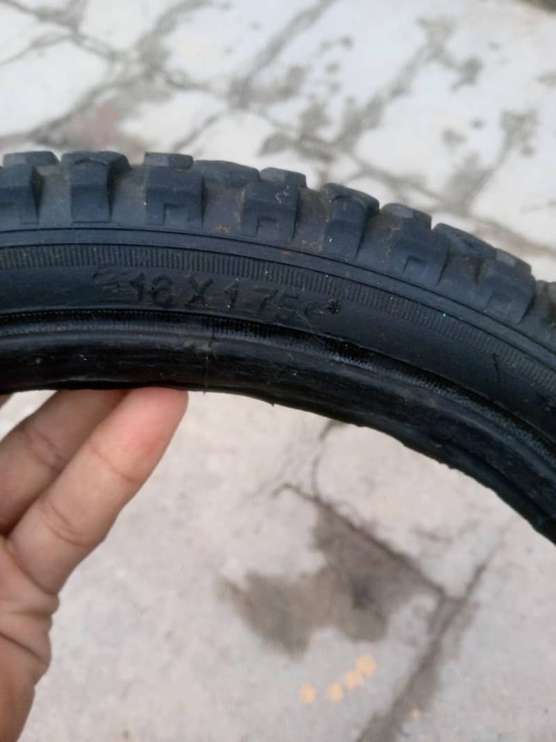 Tyre only 3