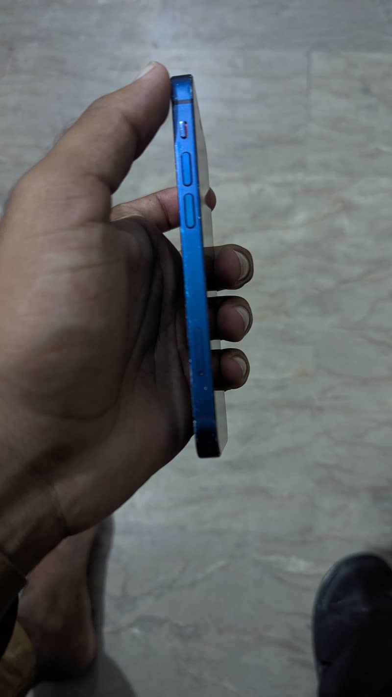 Apple iPhone 12 mini 8