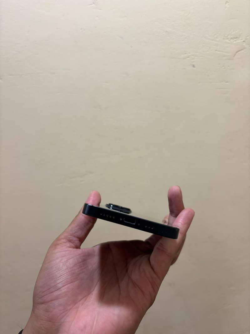 Apple iPhone 14 0