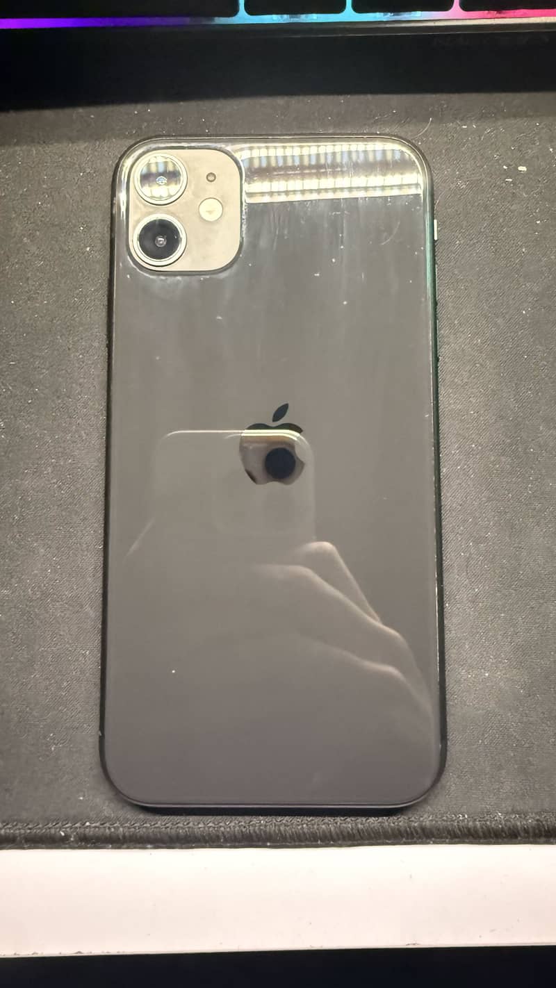 Apple iPhone 11 3