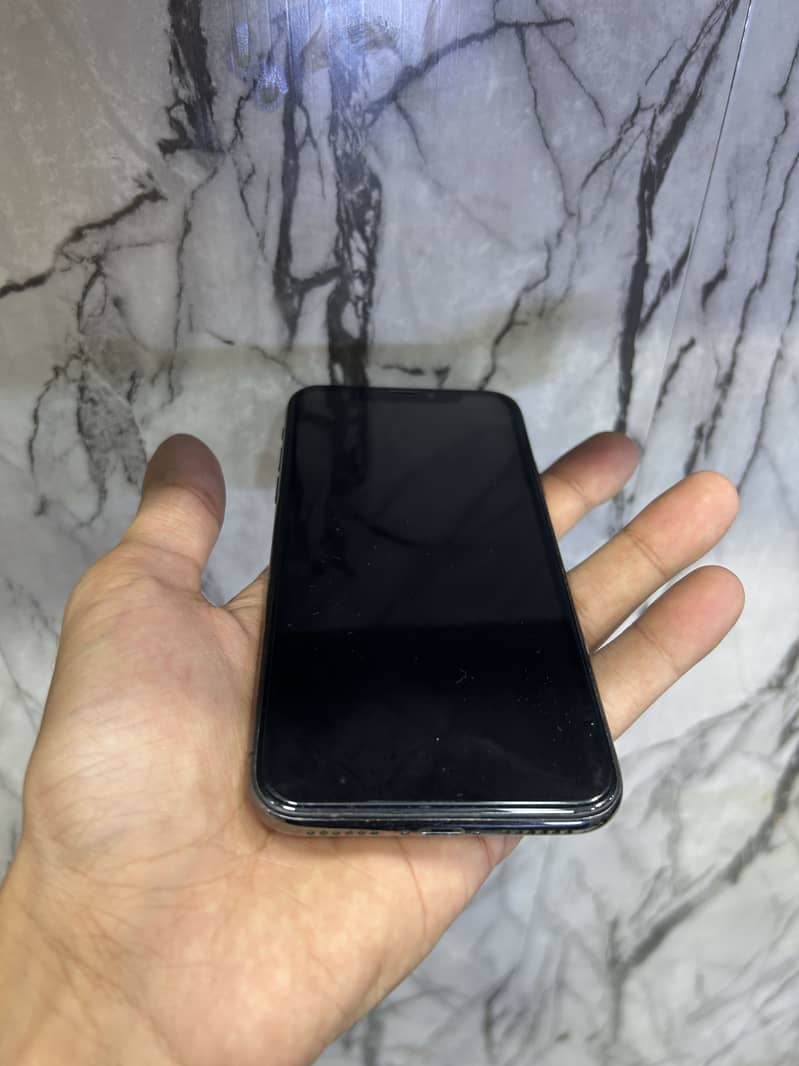 Apple iPhone X 2