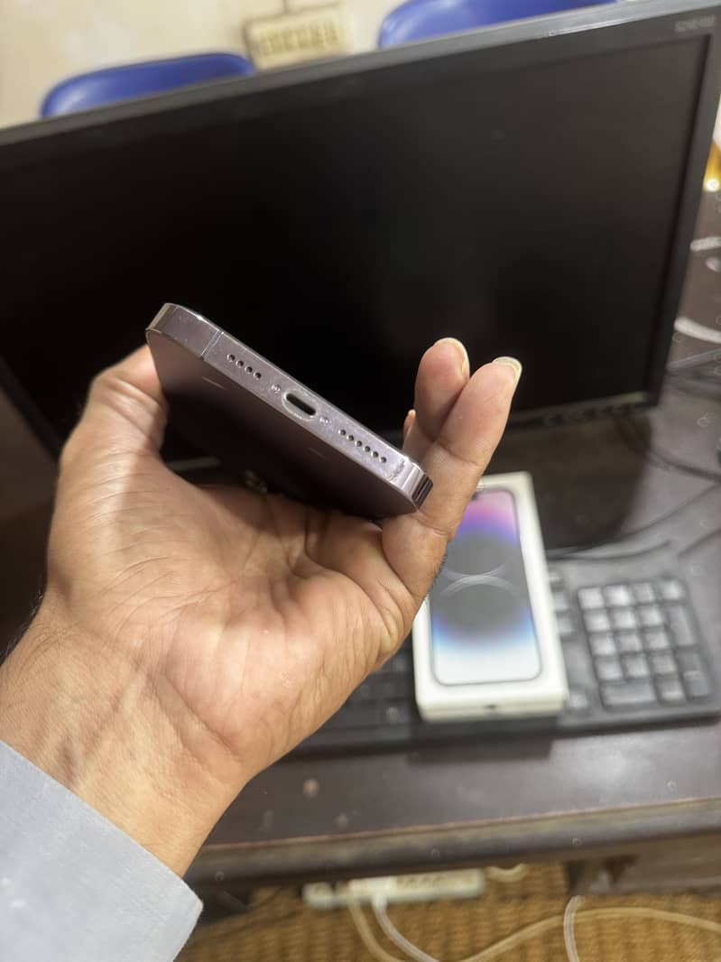 Apple iPhone 14 Pro Max 1