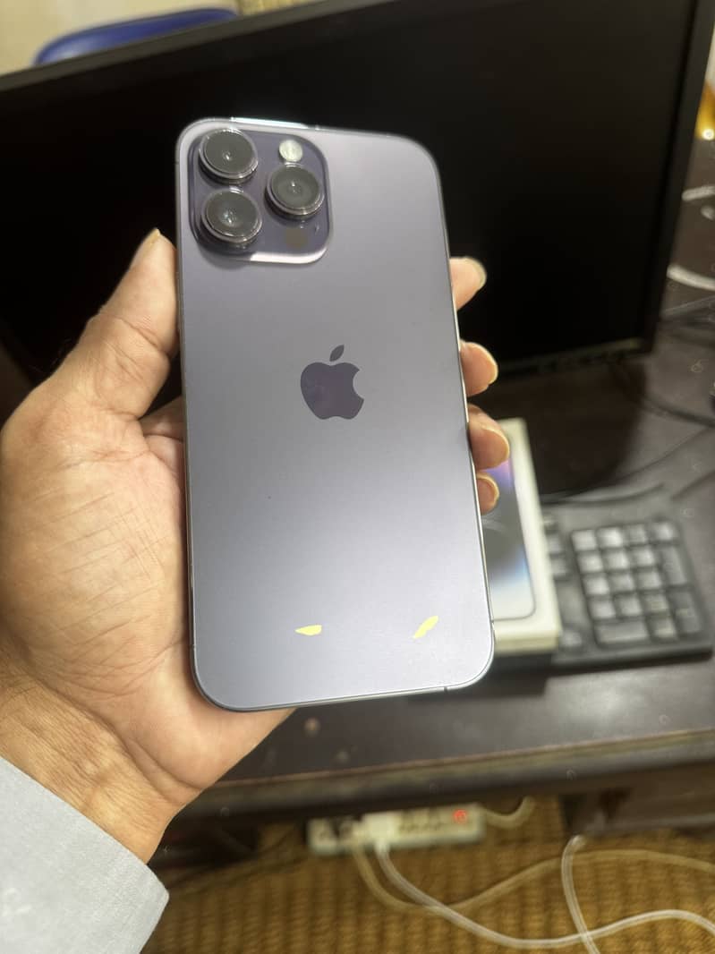 Apple iPhone 14 Pro Max 2