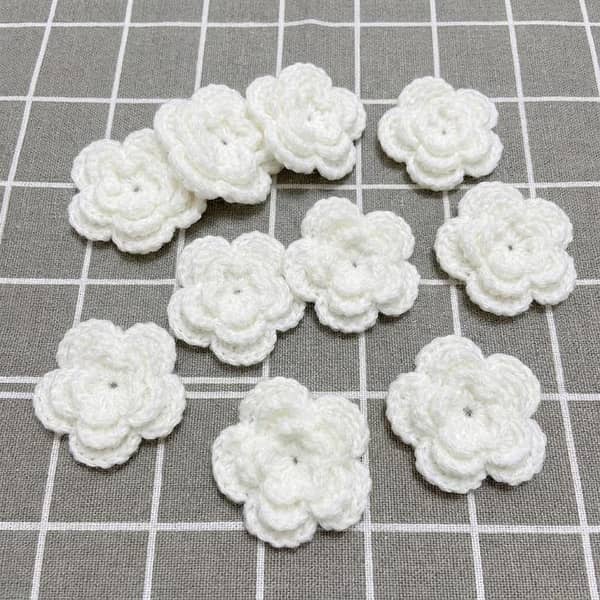 Pack of 10 Off-White Yarn Crochet Flowers for Dresses, Frocks, and Accessories