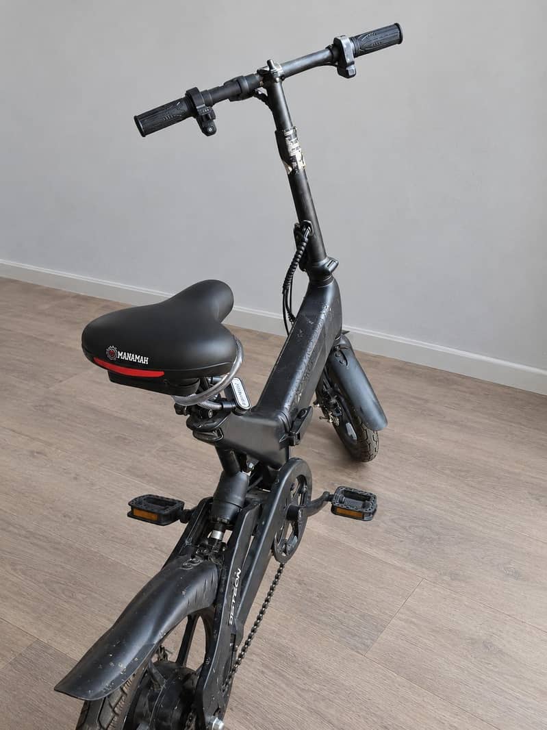 Jetson Haze Foldable E-Cycle 0