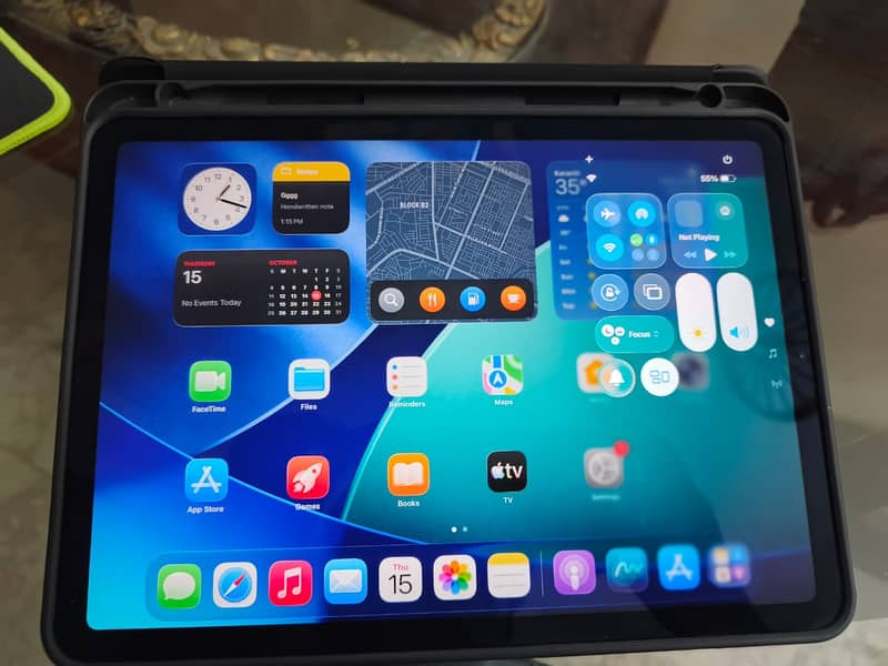 Apple iPad 4th generation 6