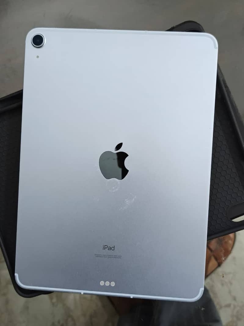Apple iPad 4th generation 9