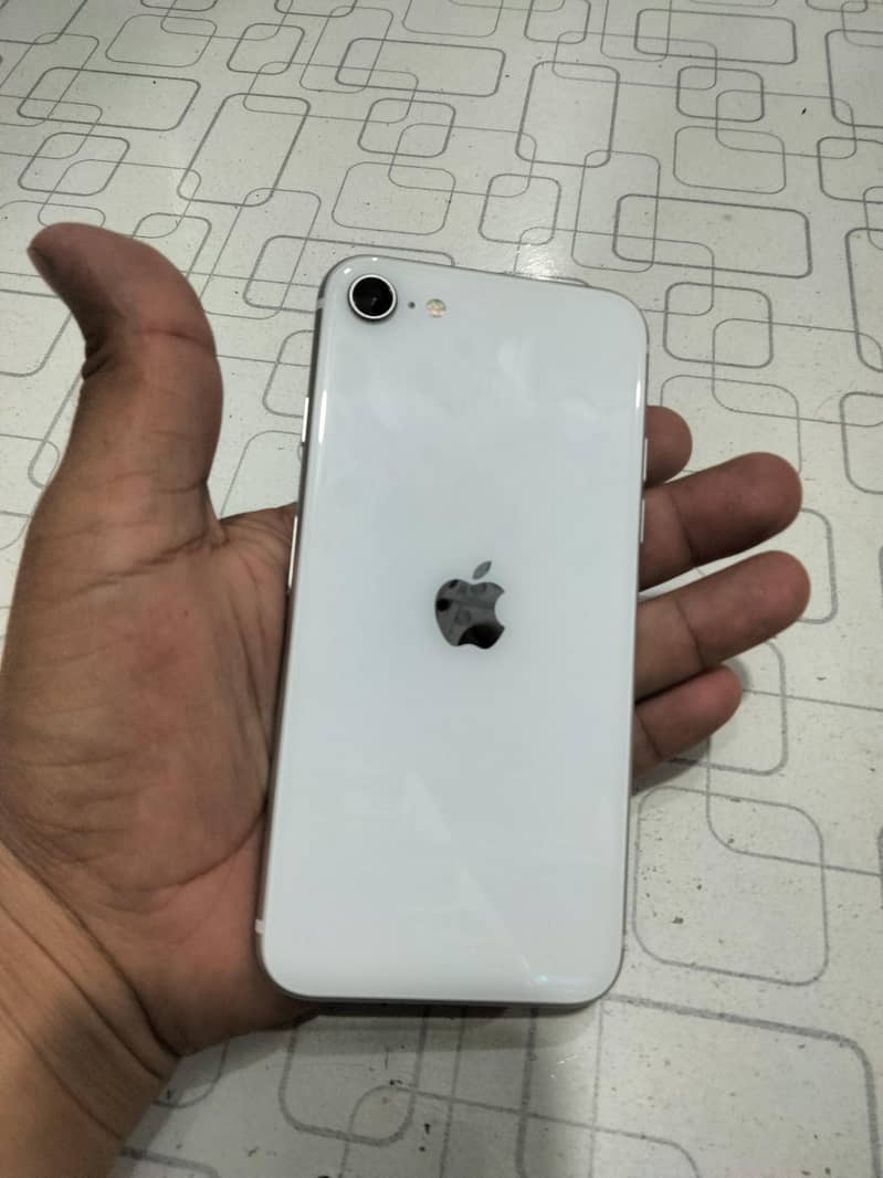 Apple iPhone SE 0