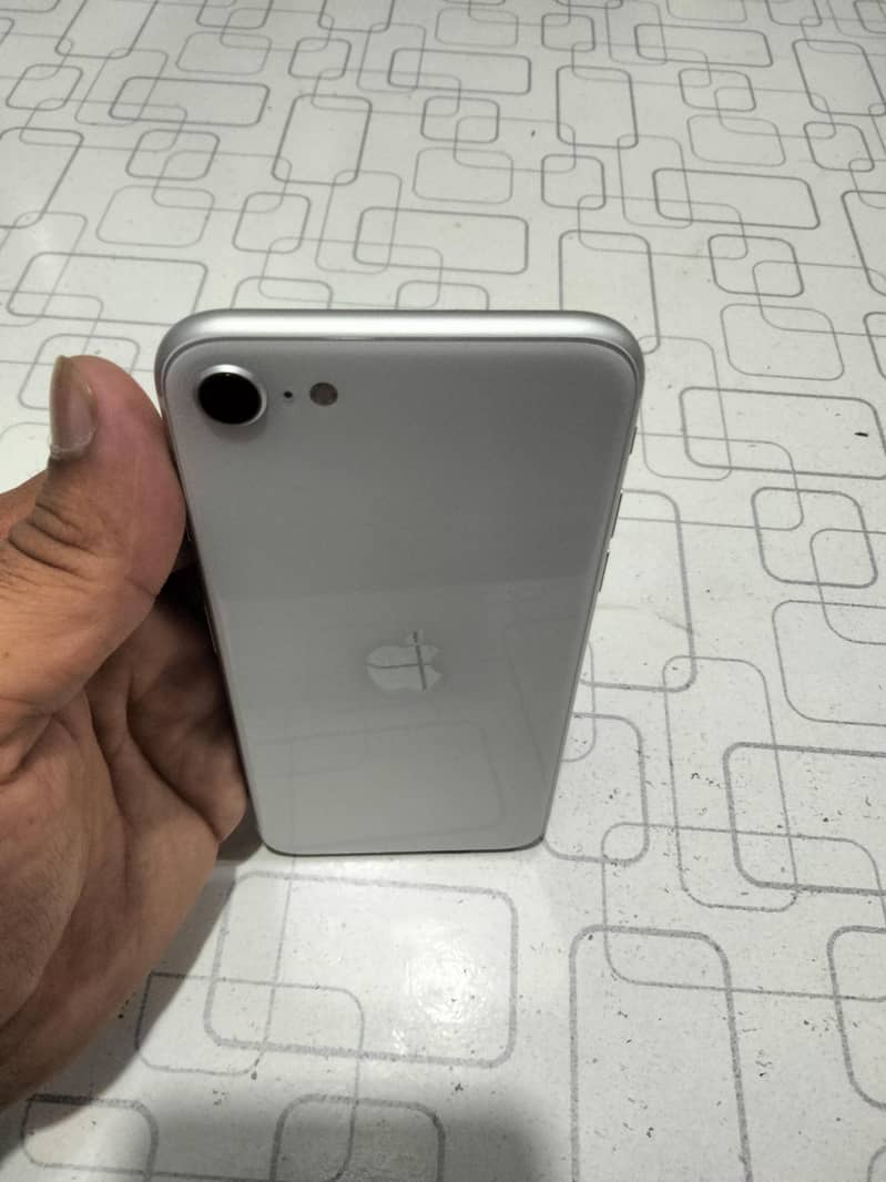 Apple iPhone SE 1