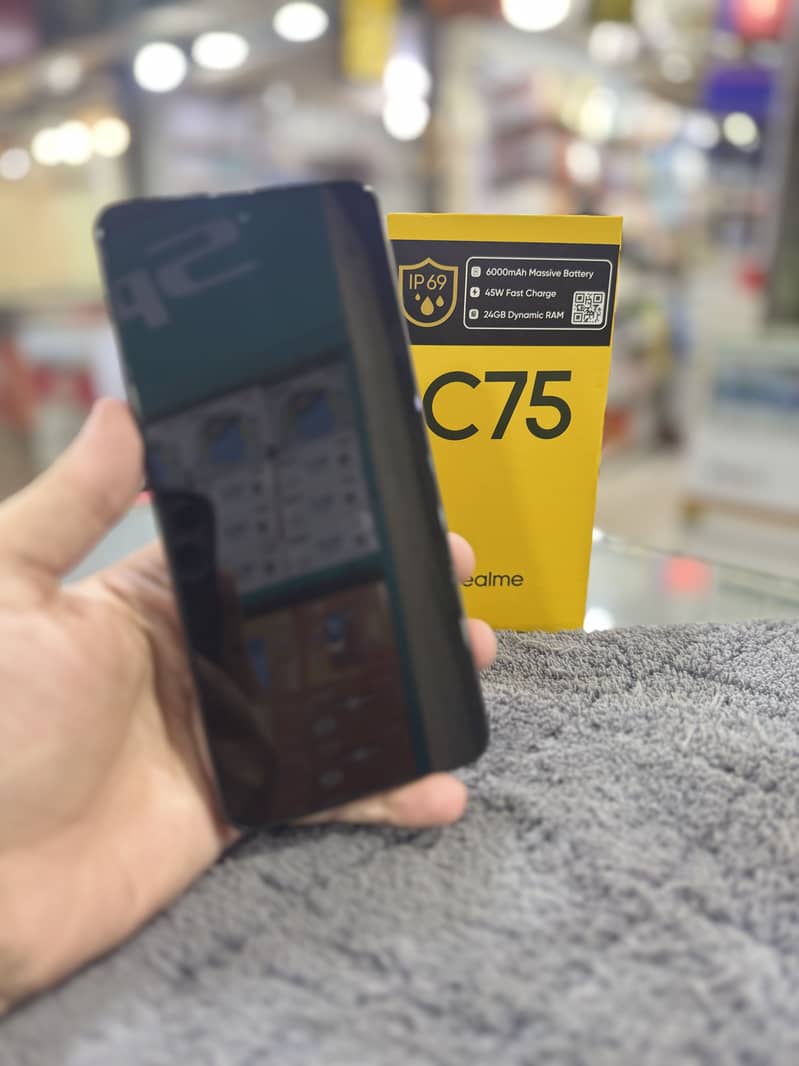 Realme C75 5