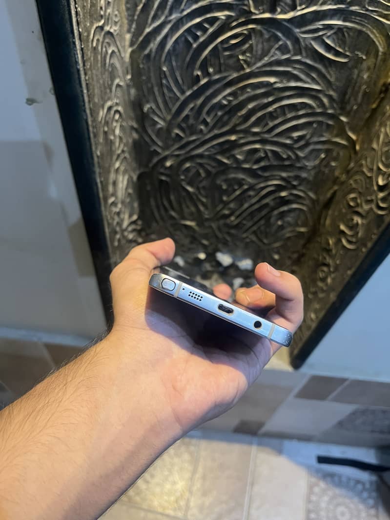 Samsung Mobile Note5 1