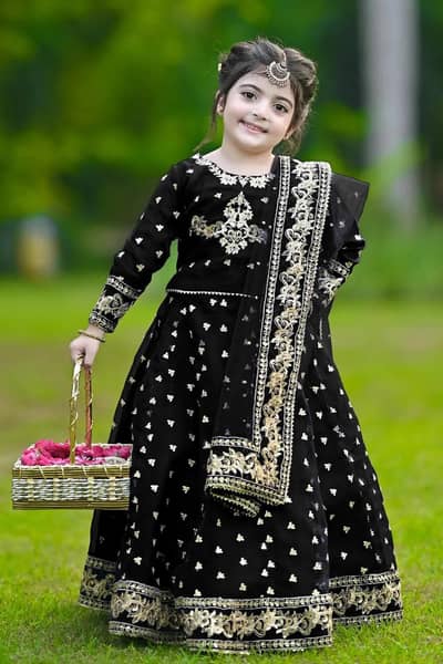 : Kids Black Embroidered 3Pcs Set Anarkali Style